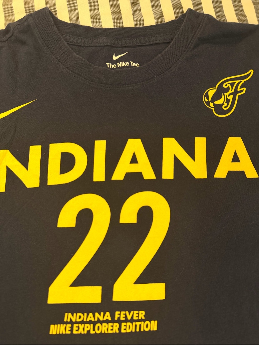 Women's Small Nike Indiana Fever Caitlin Clark 22 T-shirt Explorer Edition Tee - Picture 3 of 8